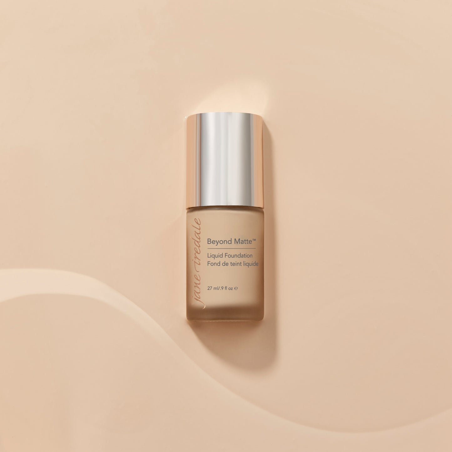 Jane Iredale- Beyond Matte Liquid Foundation - Multi-Tasking, Skin-Nourishing Formula