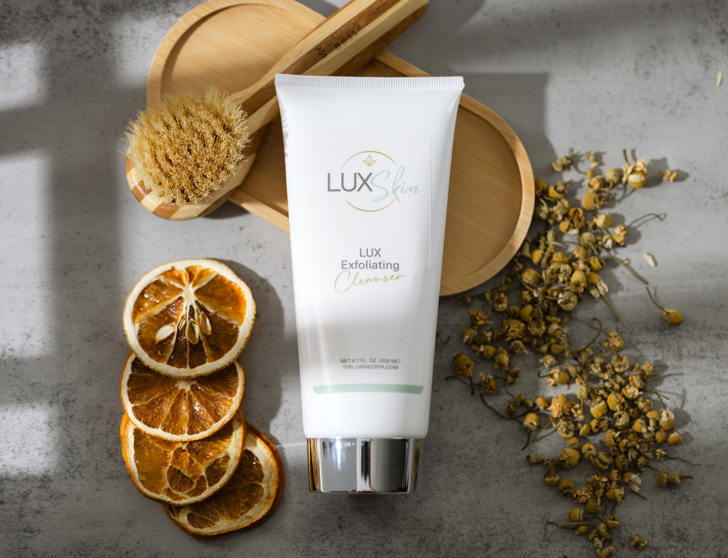 Lux Exfoliating Cleanser