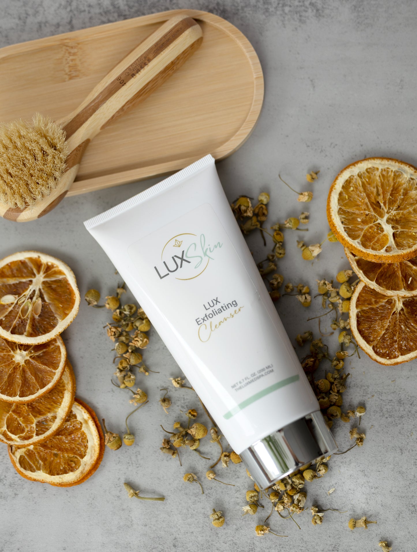 Lux Exfoliating Cleanser