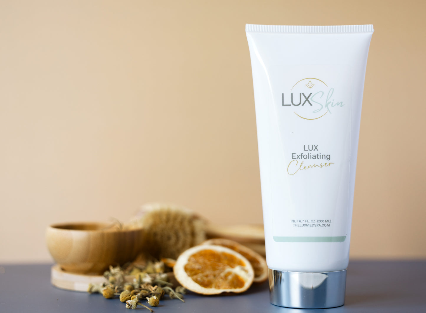 Lux Exfoliating Cleanser